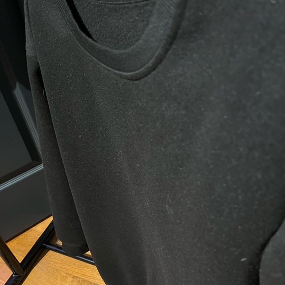 No name black blank crewneck (medium) - Picture 2 of 3